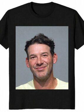 Tony Romo Mugshot Funny Smirking Football T Shirt